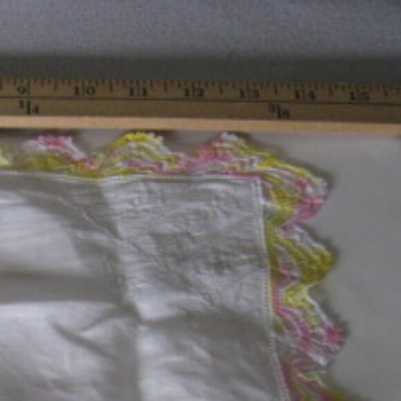 Lot of 7 Vintage Ladies Handkerchiefs Embroidered Crochet Edging Lace Silk Linen - Picture 9 of 16
